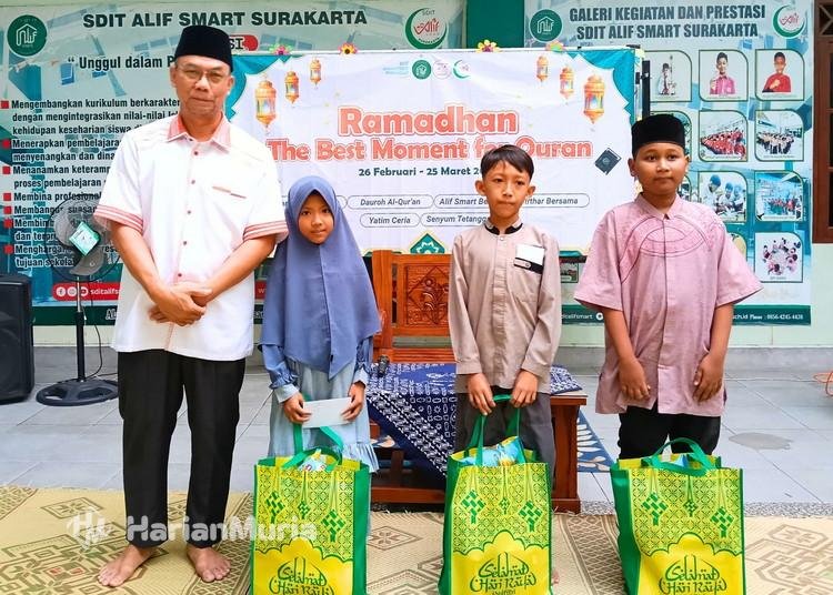 Yayasan Alif Smart Bagikan Bingkisan Ramadan dan Santunan bagi Anak Yatim